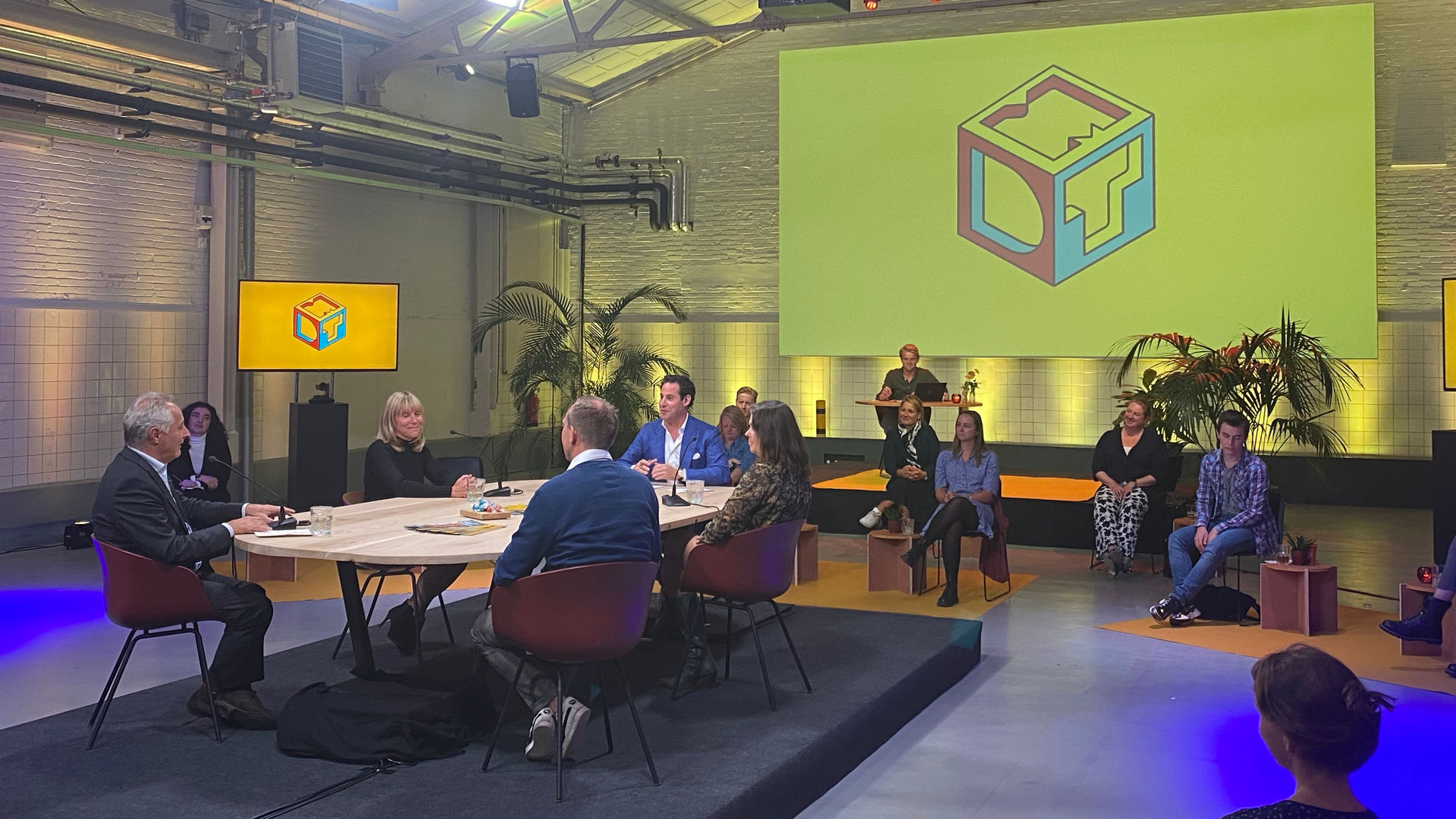 De online netwerkbijeenkomst van vrijdag 25 september werd uitgezonden vanaf de Prodentfabriek in Amersfoort.